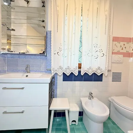 S359 Sirolo, Bilocale Con Giardino